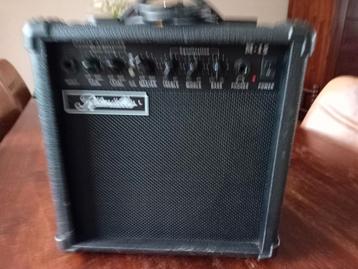 Gitaar versterker. T.E.A.B. beschikbaar voor biedingen