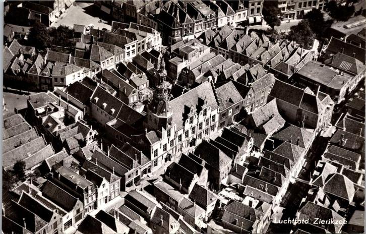 Zierikzee - Luchtfoto, Verzamelen, Ansichtkaarten | Nederland, Ongelopen, Zeeland, 1960 tot 1980, Verzenden