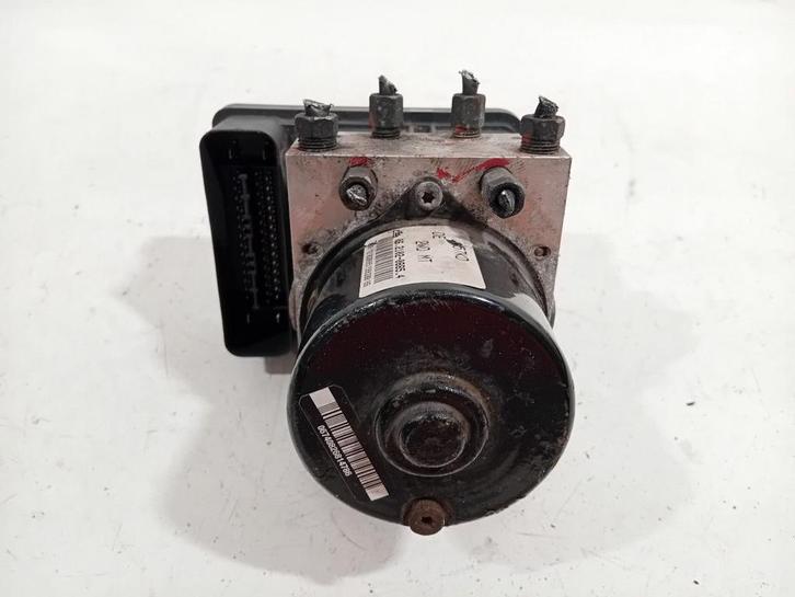 Abs pomp Suzuki Swift, Auto-onderdelen, Remmen en Aandrijving, Suzuki, Gebruikt, Herkomst onderdeel bekend, 12 maanden garantie