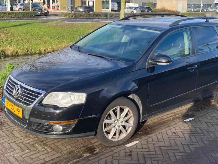 Volkswagen Passat 1.4 TSI 90KW Variant 2009 Zwart, Auto's, Volkswagen, Particulier, Passat, Airbags, Airconditioning, Bluetooth