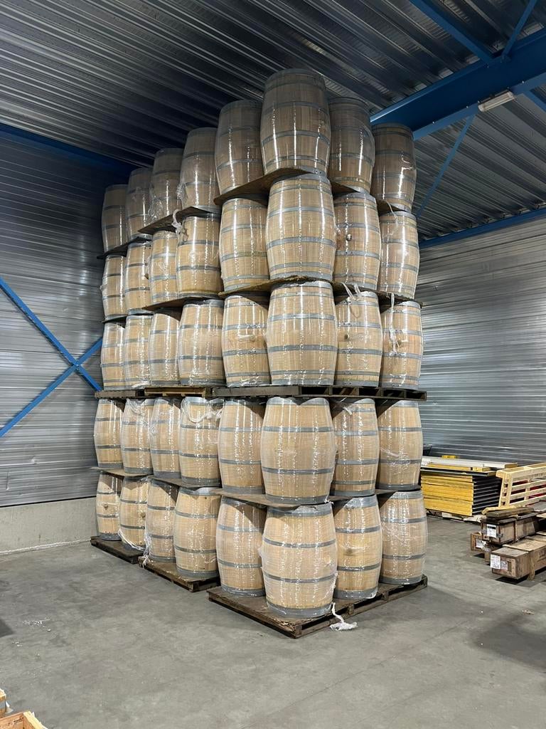 Blanke wijnvaten 225 ltr 10 stuks, Huis en Inrichting, Barren, Zo goed als nieuw, Ophalen of Verzenden