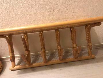 Rotan kapstok manoe webbing vintage 80x35x28 beschikbaar voor biedingen