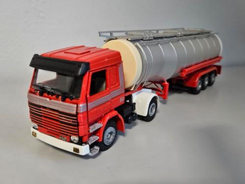 Tekno Scania 143 tankoplegger rood The New Demension, Hobby en Vrije tijd, Modelauto's | 1:50, Zo goed als nieuw, Bus of Vrachtwagen