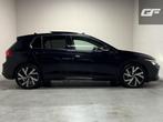Volkswagen Golf 1.5 eTSI R-Line Pano Harman/Kardon Carplay S, Auto's, Volkswagen, 65 €/maand, 4 cilinders, Zwart, Bedrijf