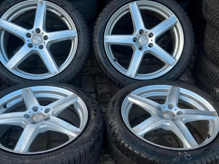 18inch velgen + winterbanden Peugeot 3008 5008, Auto-onderdelen, Banden en Velgen, Banden en Velgen, Winterbanden, 18 inch, 225 mm