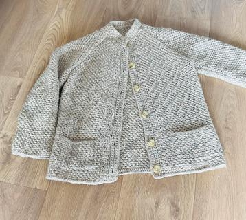 PROFESSIONEEL HANDMADE WOLLEN VEST beschikbaar voor biedingen