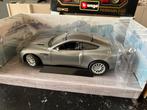 Aston Martin V12 Vanquish 1:18 James Bond 007, Hobby en Vrije tijd, Modelauto's | 1:18, Ophalen of Verzenden, Zo goed als nieuw