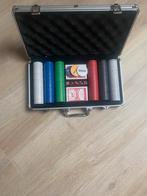 Pokerset 300 chips, 2 stokken + dobbelstenen + munten, Hobby en Vrije tijd, Vijf spelers of meer, Ophalen, Zo goed als nieuw, Overige uitgevers