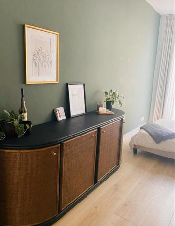 Stijlvol Dressoir met Rotan Details beschikbaar voor biedingen
