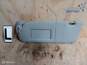 Audi A4 Avant B7 Zonneklep Links 8E121717092 2004 t/m 2011 beschikbaar voor biedingen