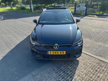Volkswagen Golf 2.0 TSI OPF 221KW Dsg7 2022 Zwart beschikbaar voor biedingen