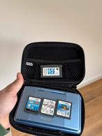 Nintendo DS met spelletjes en hoes, Spelcomputers en Games, Spelcomputers | Nintendo DS, Blauw, Ophalen of Verzenden, DS Lite