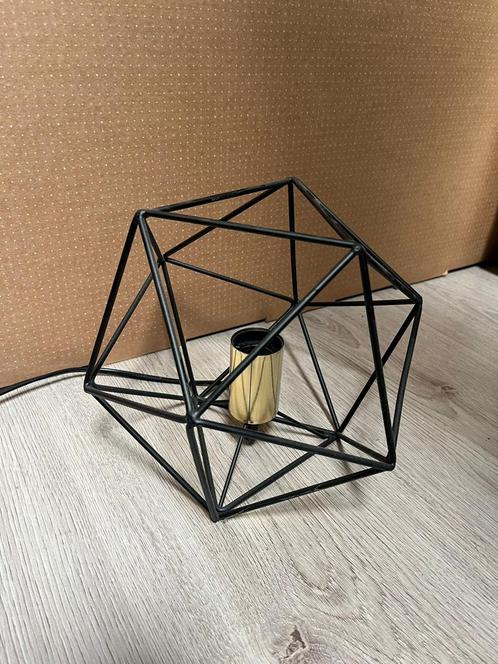 Geometrische draadlamp tafellamp metaal industrieel zwart, Huis en Inrichting, Lampen | Tafellampen, Zo goed als nieuw, Minder dan 50 cm