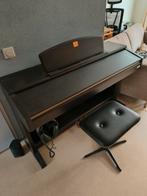 Yamaha Clavinova CLP-130 Elektrische Piano, Muziek en Instrumenten, Ophalen, Gebruikt, Bruin, Digitaal