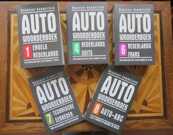 AUTO Woordenboeken - Acht delen beschikbaar voor biedingen