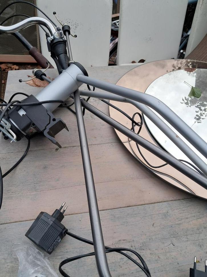 Schuur Vondst Auping Aureo Bed Lamp Armaturen TEAB, Huis en Inrichting, Slaapkamer | Matrassen en Bedbodems, Gebruikt, Eenpersoons