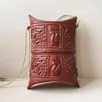 Zuidoost-Aziatische portefeuille / tabakshouder, rood rattan, Ophalen of Verzenden