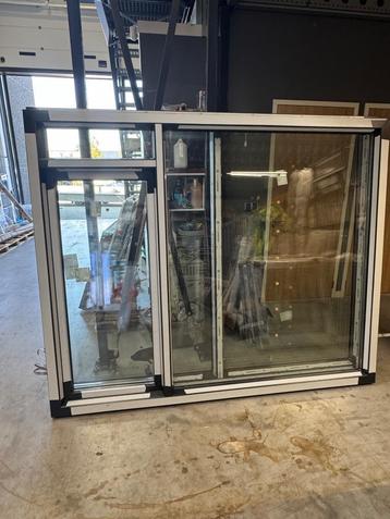 Kunststof kozijn aluplst met draaikiepraam beschikbaar voor biedingen