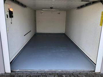 Te huur bedrijfsruimte garagebox opslagruimte opslag 18 m2