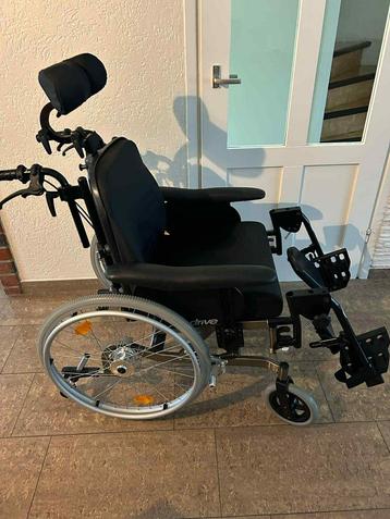 Rolstoel multifunctioneel beschikbaar voor biedingen