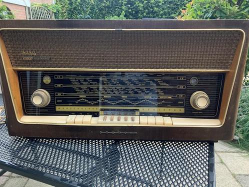 Grundig radio 4090 hi-fi zauberklang 60 er jaren € 50,00, Antiek en Kunst, Antiek | Tv's en Audio, Ophalen