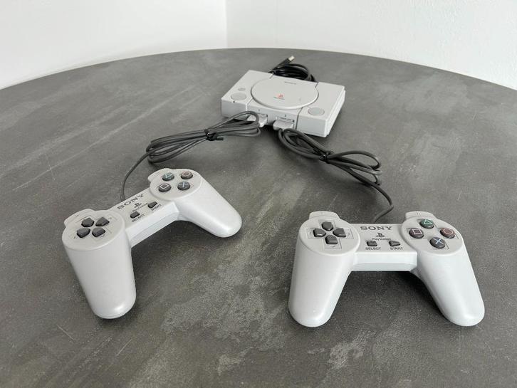 Playstation 1 mini, Spelcomputers en Games, Spelcomputers | Sony PlayStation 1, Zo goed als nieuw, Met 1 controller, Met games