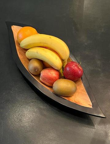 Unieke massief houten design fruitschaal beschikbaar voor biedingen