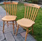 Twee houten keukenstoelen, Ophalen, Gebruikt, Twee, Bruin