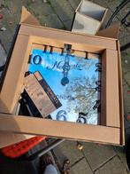 Vintage Spiegel Klok - Nieuw in Doos!, Huis en Inrichting, Ophalen of Verzenden, Nieuw, Analoog, Wandklok