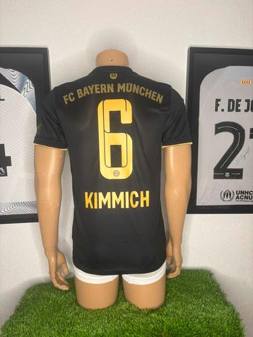 Bayern Munchen uitshirt 2021/2022 Kimmich beschikbaar voor biedingen