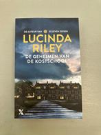 Lucinda Riley, Lucinda Riley, Ophalen of Verzenden, Zo goed als nieuw, Nederland