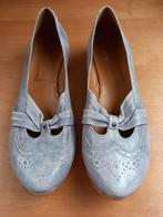 Lichtblauw leren instapschoenen maat 42 valt kleiner als 41, Kleding | Dames, Schoenen, Bladelli, Blauw, Instappers, Ophalen of Verzenden