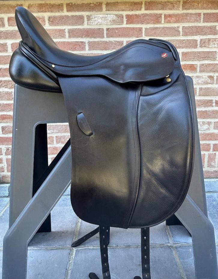 Albion SLK dressuurzadel, Dieren en Toebehoren, Paarden en Pony's | Zadels, Gebruikt, Dressuur, Ophalen