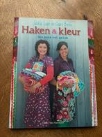 Haken & Kleur - Inspiratieboek voor Haken, Ophalen of Verzenden, Zo goed als nieuw, Haken, Patroon of Boek