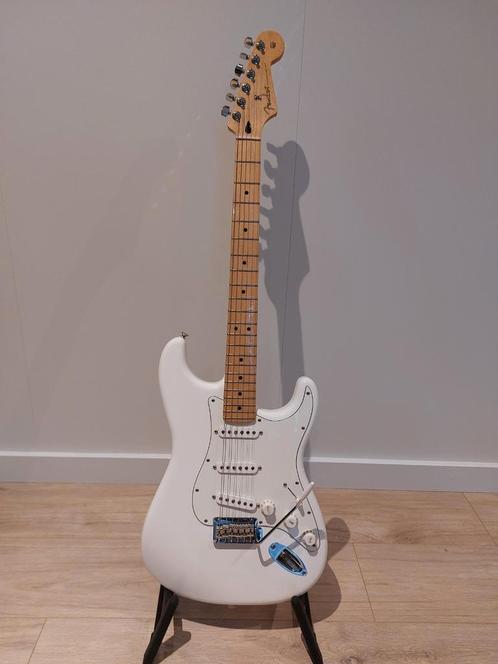 Fender player stratocaster, Muziek en Instrumenten, Snaarinstrumenten | Gitaren | Elektrisch, Zo goed als nieuw, Fender, Ophalen