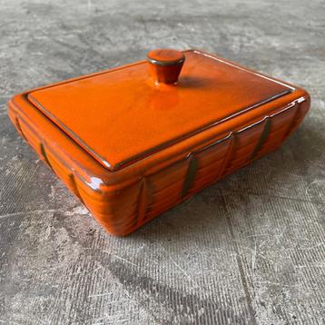vintage aardewerk bonbon schaaltje beschikbaar voor biedingen