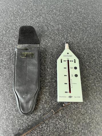 Bruel & Kjaer 2226 geluidsmeter Intergrating impulse sound  beschikbaar voor biedingen