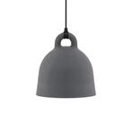 Te koop: Normann Copenhagen Bell Hanglamp Medium - Grijs - N, Huis en Inrichting, Lampen | Hanglampen, Ophalen, Design, Nieuw