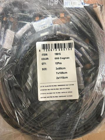 NIEUW 464 dames en heren riemen €900.00 beschikbaar voor biedingen