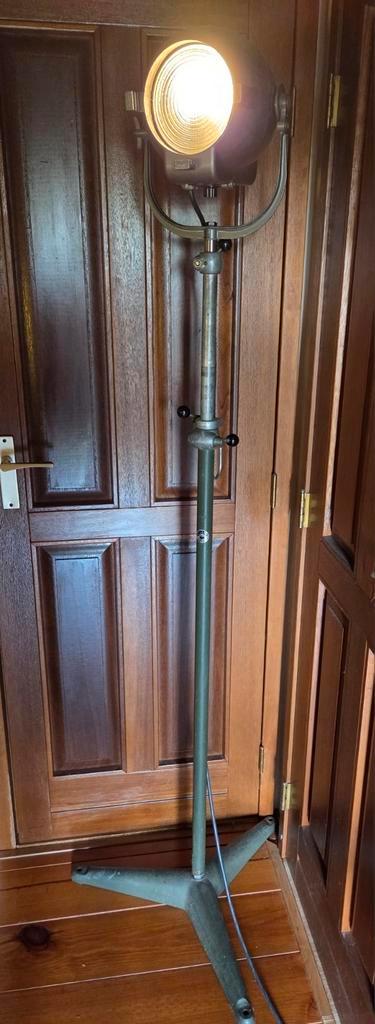 Strand Electric Patt 123 met Statief, Huis en Inrichting, Lampen | Vloerlampen, Gebruikt, Ophalen of Verzenden