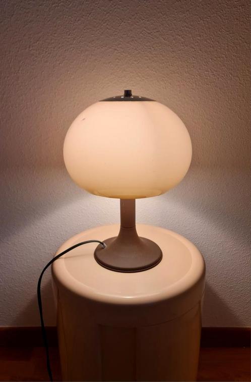 Mushroom beige tafellamp Space Age vintage retro goede staat, Huis en Inrichting, Lampen | Tafellampen, Zo goed als nieuw, Minder dan 50 cm