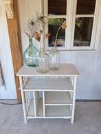 Wit vintage rotan manou schappen / vakken kastje, kast, Huis en Inrichting, Ophalen, Gebruikt, 50 tot 100 cm, Vintage