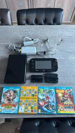 Nintendo WII U + 4 spellen, Ophalen of Verzenden, Zo goed als nieuw, Met 1 controller, Met games