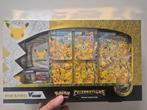 Pikachu V-UNION Celebrations Special Collection, Hobby en Vrije tijd, Verzamelkaartspellen | Pokémon, Ophalen of Verzenden, Nieuw