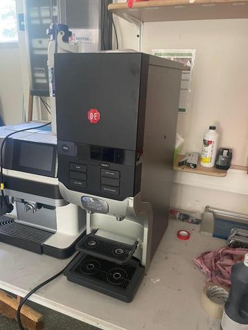 Douwe Egberts CFT110 koffiezetautomaat beschikbaar voor biedingen