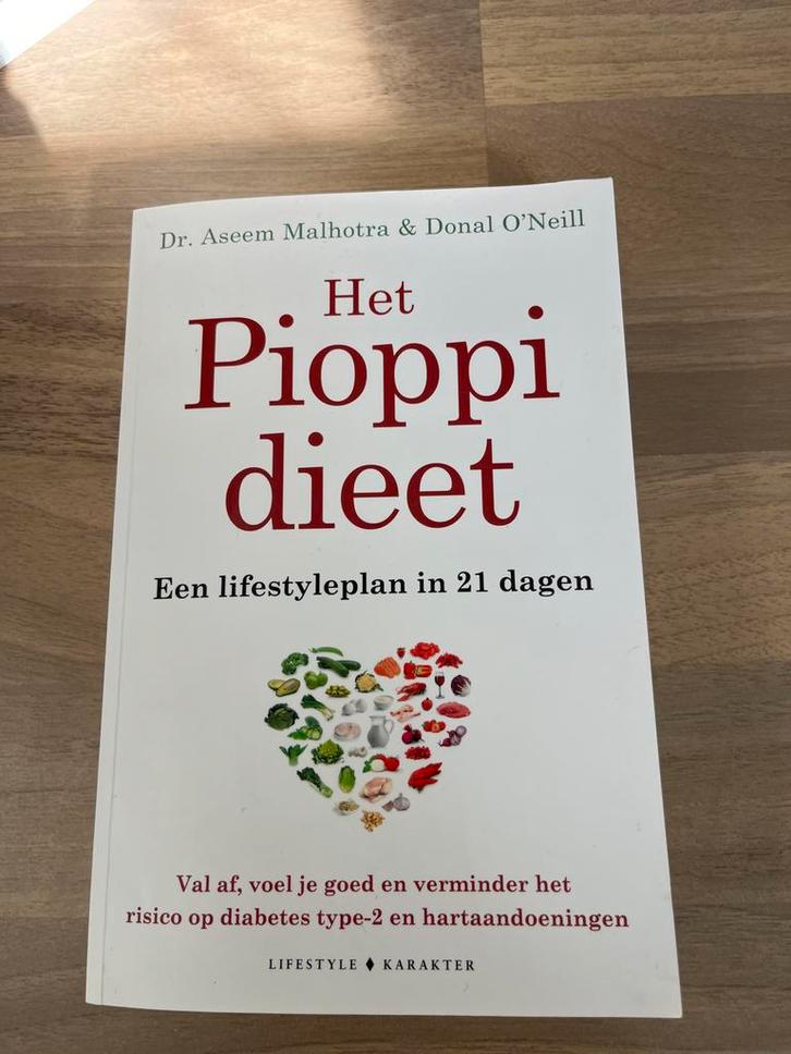Het Pioppi Dieet - Aseem Malhotra & Donal O'Neill, Boeken, Gezondheid, Dieet en Voeding, Zo goed als nieuw, Dieet en Voeding, Ophalen of Verzenden
