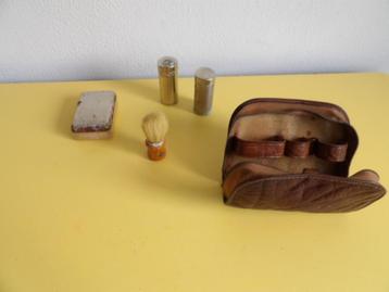 VINTAGE TASJE VOOR SCHEERSPULLEN beschikbaar voor biedingen