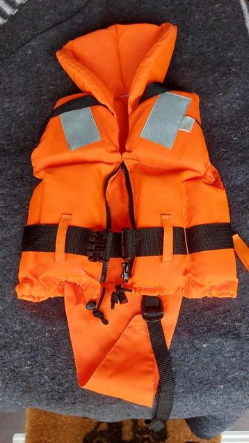Baby Reddingsvest 100N beschikbaar voor biedingen