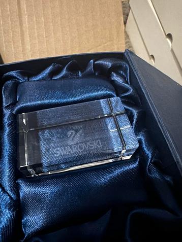Swarovski blokken om uw kristal op uit te stallen in Doos beschikbaar voor biedingen
