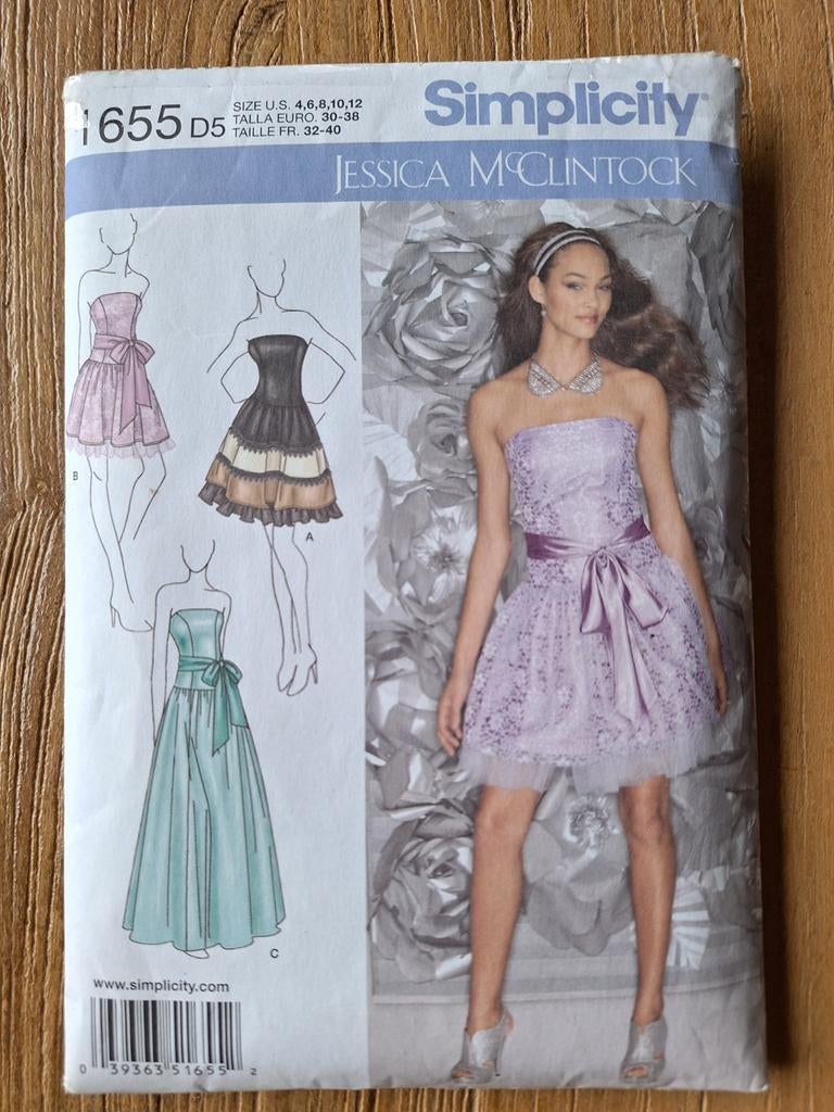 Simplicity 1655 Naaipatroon cocktailjurk/ galajurk, Ophalen of Verzenden, Zo goed als nieuw, Vrouw, Overige typen